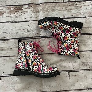 Betsey Johnson x torrid leopard print floral combat boots 6.5W